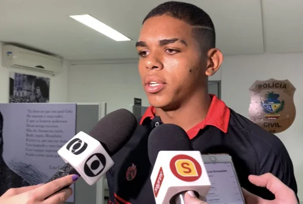 gustavo atlético-go injuria racial