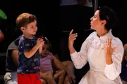 Espetáculo "Os Céus e Suas Histórias" tem como público alvo bebês e crianças de até 5 anos Espetáculo "Os Céus e Suas Histórias" tem como público alvo bebês e crianças de até 5 anos