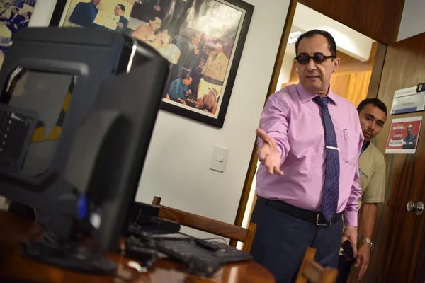 Jorge Kajuru: uma chuva e R$ 18 mil de prejuízo no gabinete. Veja