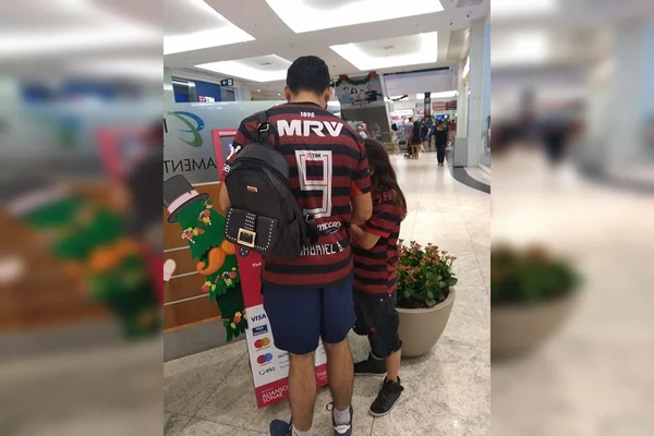 Vascaíno “vira flamenguista” por amor a sobrinho que perdeu pai