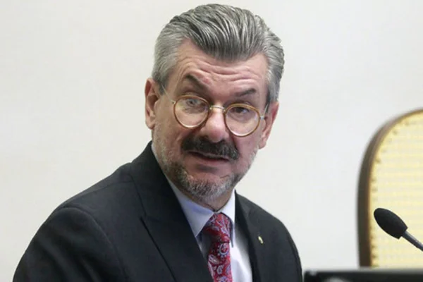 Imagem colorida do Ministro do STJ Marco Buzzi - Metrópoles
