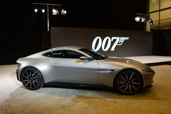 Aston Martin usará “007” no GP da Itália para divulgar novo filme de James Bond