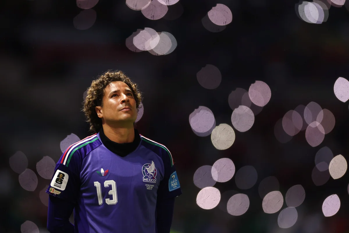 Ochoa foi ovacionado em sua última partida em Copas. Ochoa foi ovacionado em sua última partida em Copas.