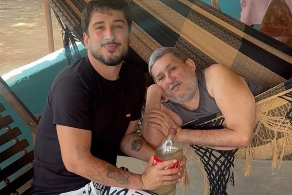 Pai de influencer Francisco Garcia é operado e tem parte do crânio guardada na barriga - Metrópoles