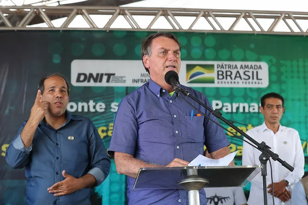 Bolsonaro discursando