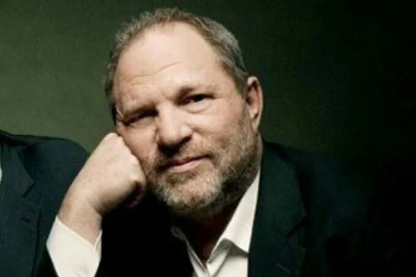 Foto colorida de Harvey Weinstein