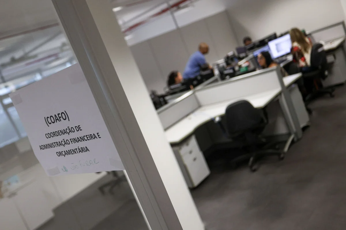 Além da redução de custos, para o GDF, a ocupação do Centrad deve impulsionar a movimentação econômica de Taguatinga Além da redução de custos, para o GDF, a ocupação do Centrad deve impulsionar a movimentação econômica de Taguatinga