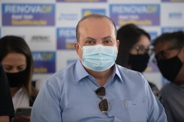 Ibaneis Rocha inaugura o Renova-DF