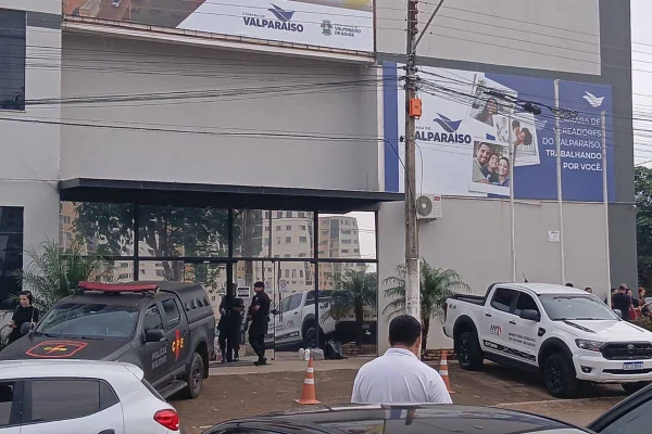 MPGO faz buscas em gabinetes e casas de vereadores de Valparaíso