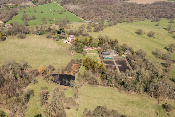 Confira detalhes de Forest Lodge, nova residência de William e Kate - destaque galeria