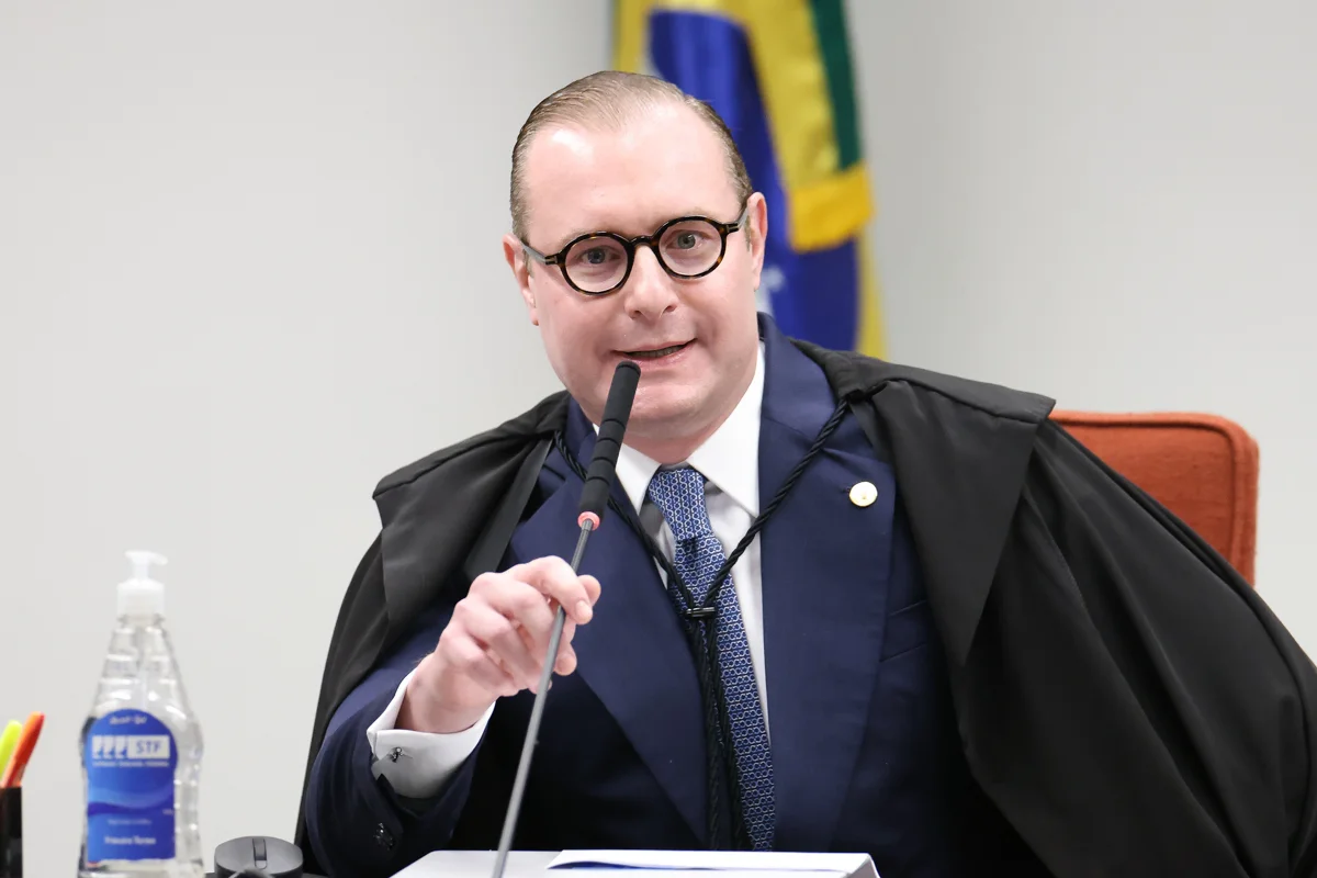 Venda de sentenças: Zanin arquiva inquérito contra ministro do STJ