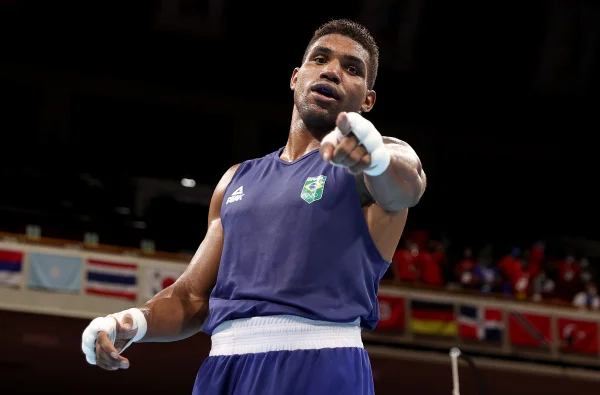 “Estou puto, mas feliz”, diz Abner após perder nas semis do boxe