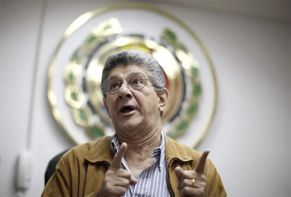 Nesta terça-feira (5/1), oposição de governo socialista assume Legislativo pela primeira vez em 17 anos na Venezuela