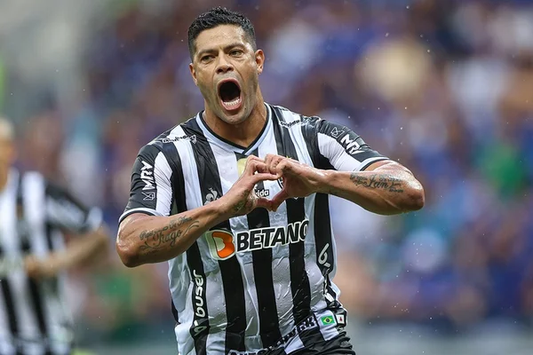 O Atlético-MG derrotou o Cruzeiro e levou o tricampeonato mineiro