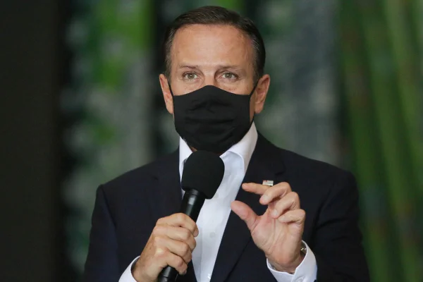 Doria apela a Bolsonaro que se reúna com governadores: “Preservar vidas”