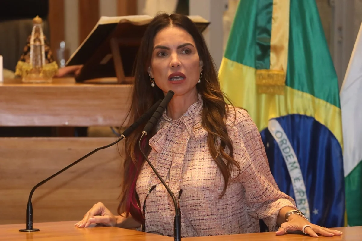 Paula Belmonte Propõe Saúde, Educação e Mobilidade Integradas no DF