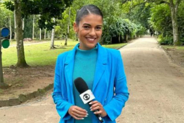 Victória Henrique, repórter da TV Globo