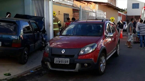 Três mortos: ônibus que vinha ao DF tinha gente até no bagageiro