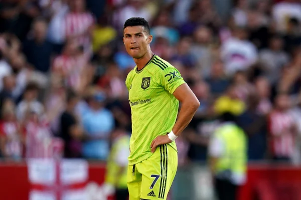 Ronaldo pode ser dispensado do United; Dortmund é possível destino