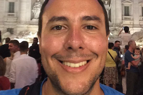Carro de professor desaparecido é encontrado no Salto do Indaiá
