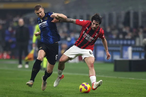 Milan e Inter de Milão fazem o clássico pela semifinal da Coppa da Itália