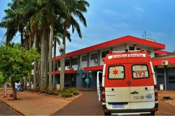 Imagem colorida de ambulância do Mato Grosso do Sul