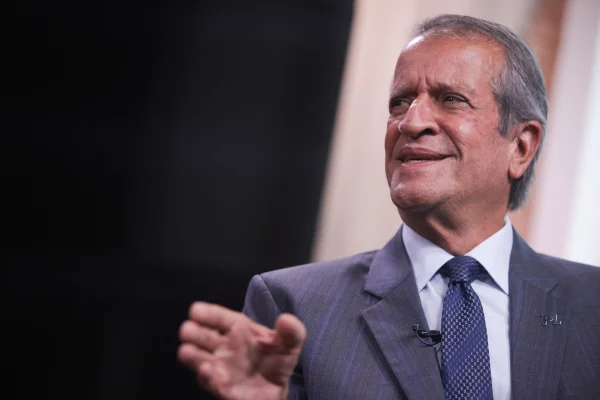 Flávio diz a Valdemar estar disposto a pacificar com Michelle - destaque galeria