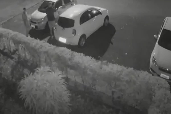 print em preto e branco de vídeo