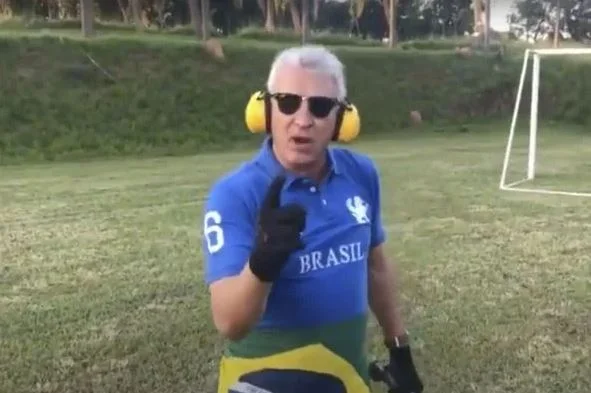 Juiz rejeita ação de calúnia e difamação contra homem que xingou Lula