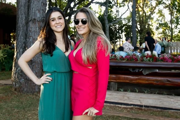 Anna Carolina Pessoa e Yasmim Costa Anna Carolina Pessoa e Yasmim Costa