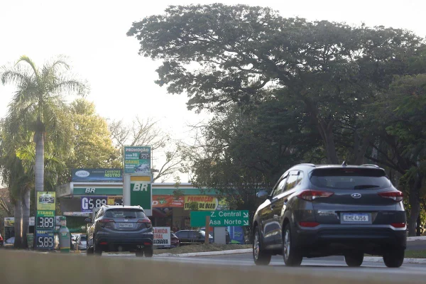 PPCub permite até funerárias em postos de combustíveis do Plano Piloto