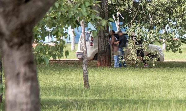 Vídeos revelam sexo explícito à luz do dia no Parque da Cidade