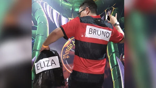 Homem gera revolta ao se fantasiar de ex-goleiro Bruno em festa