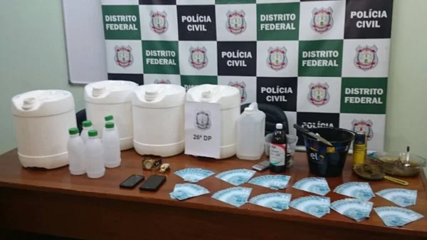 Polícia Civil prende dupla com R$ 12 mil em dinheiro falso e drogas no DF