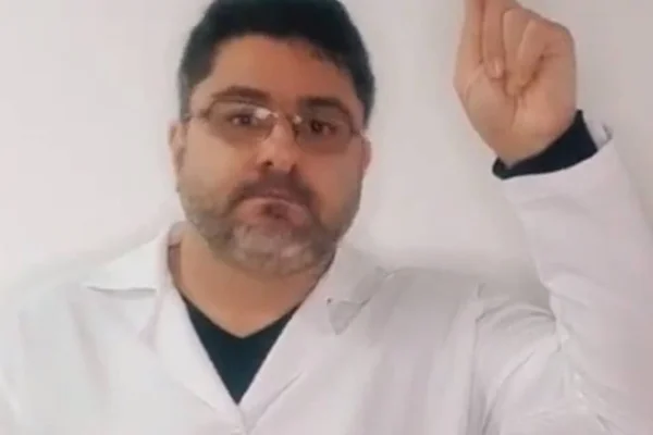 Médico dança da candidiase no tiktok