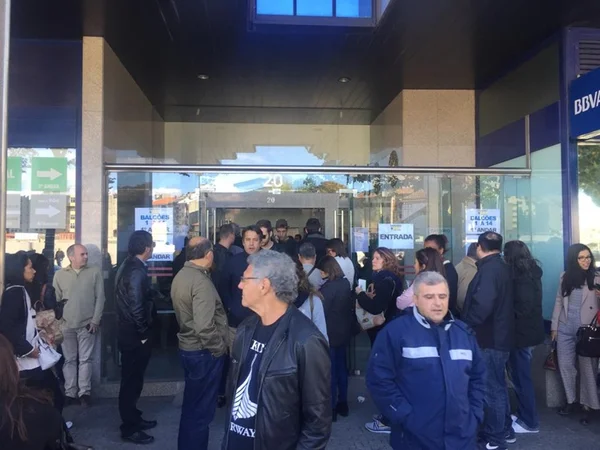 Portugal: frio e horário de inverno não impediram brasileiros de votar