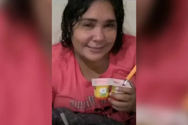 Acusada de se passar por menina de 12 anos será julgada em SC - destaque galeria Acusada de se passar por menina de 12 anos será julgada em SC - destaque galeria