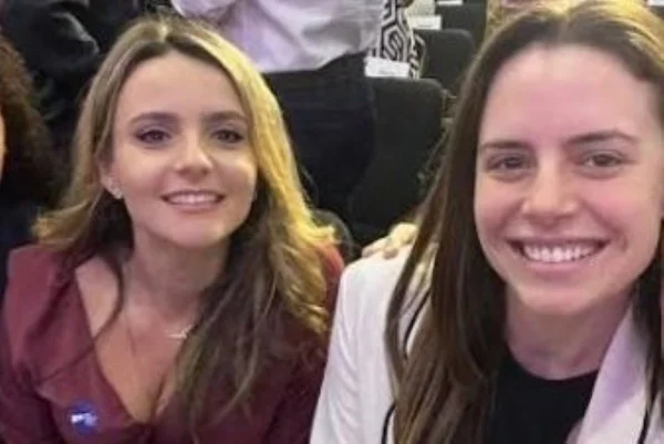 As vereadoras Amanda Vettorazzo (União) e Zoe Martinez (PL)
