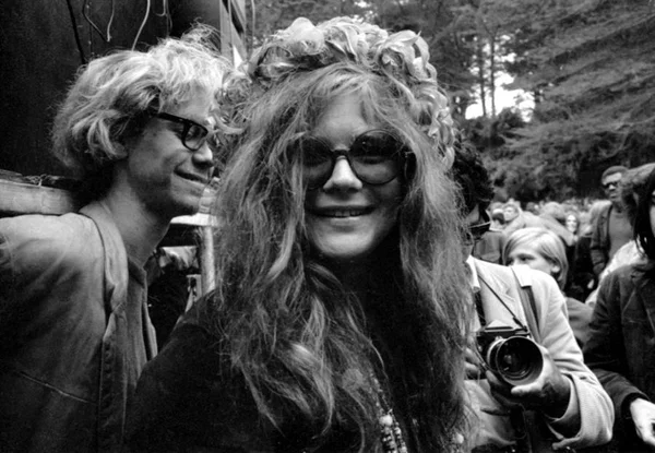 Crítica: “Little Girl Blue” investiga a alma da roqueira Janis Joplin