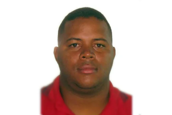 Homem espanca pai no DF