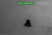EUA divulga vídeo de ataque contra alvo do Irã no Estreito de Ormuz - imagem 2