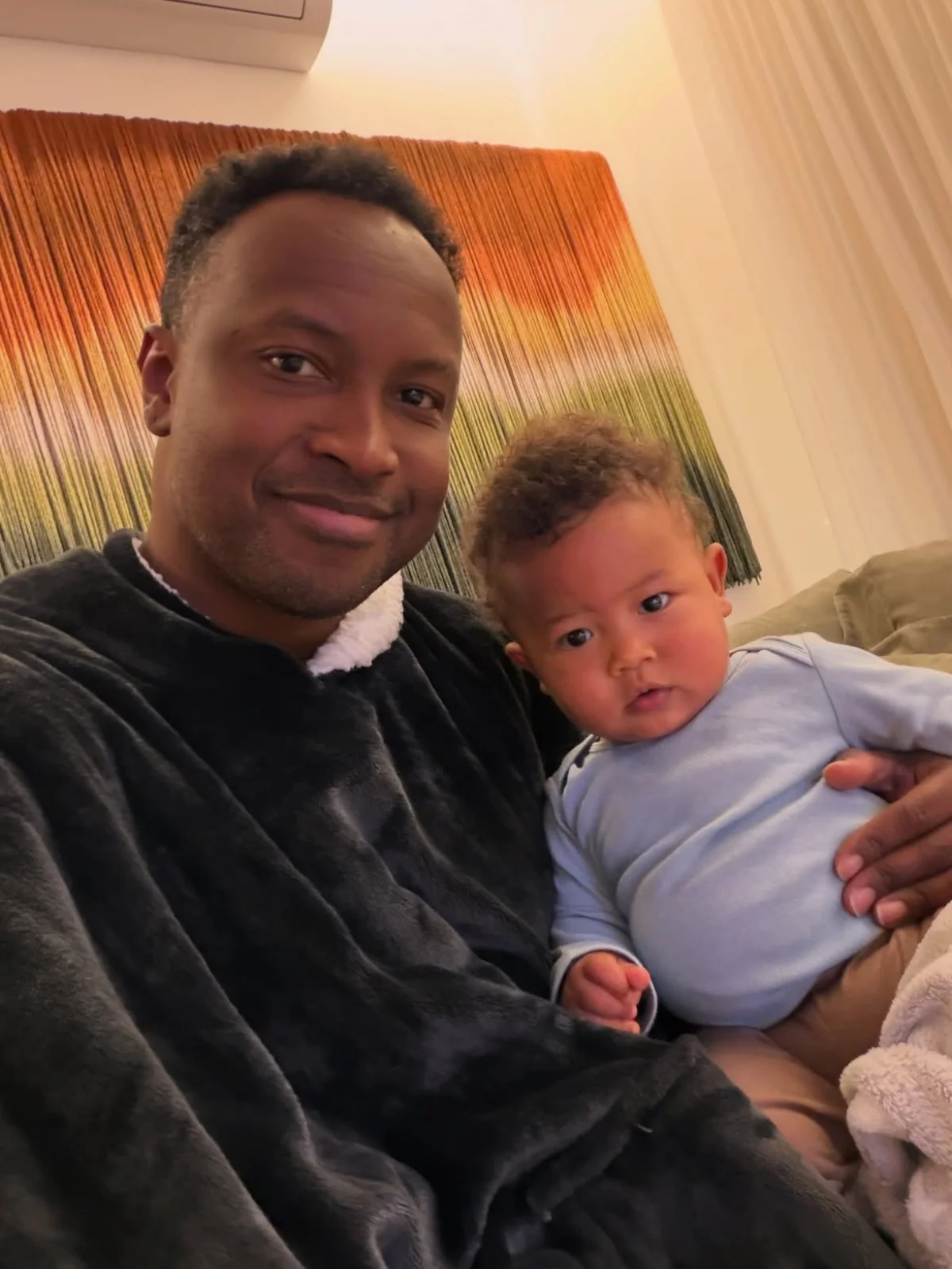 Thiaguinho com o filho Bento Thiaguinho com o filho Bento
