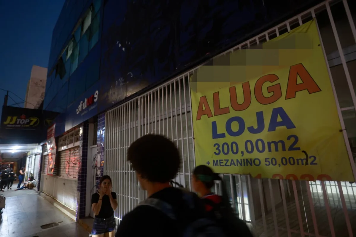 Comércios fecharam as portas após obras no centro de Taguatinga Comércios fecharam as portas após obras no centro de Taguatinga