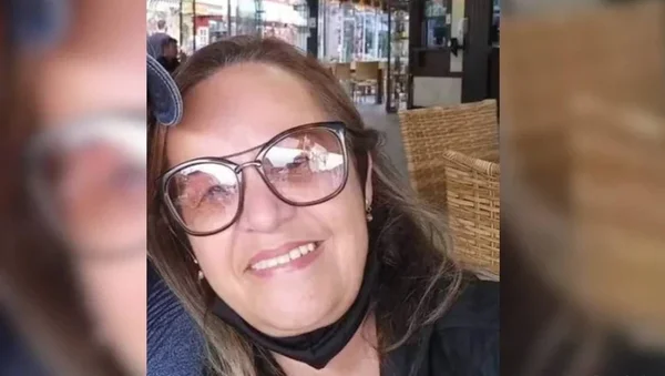 mulher sorrindo