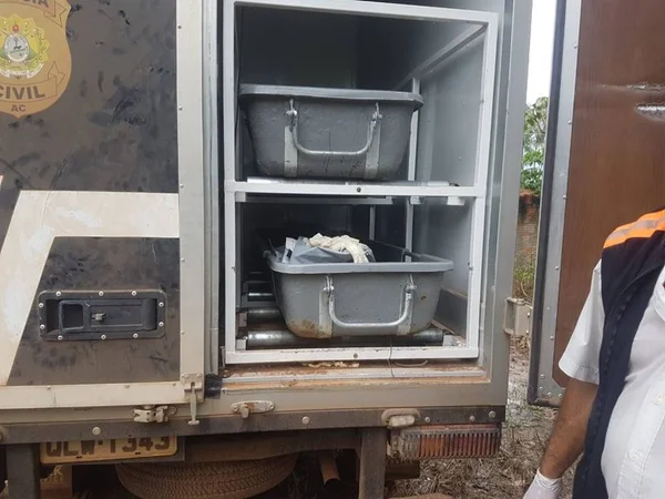Homem é encontrado decapitado e com várias perfurações pelo corpo