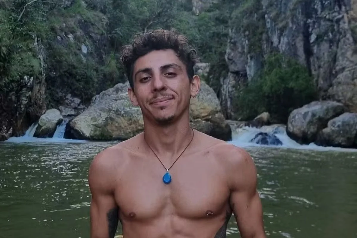 Imagem colorida mostra pesquisador que morreu após acidente em gruta do Ceará. Metrópoles