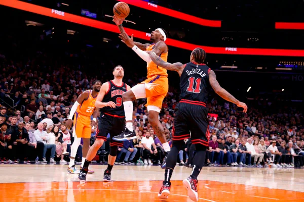 Phoenix Suns derrotam o Chicago Bulls