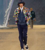 Imagens do desfile da Louis Vuitton