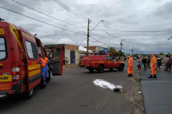 homem empina moto e mata idoso em Uberlândia