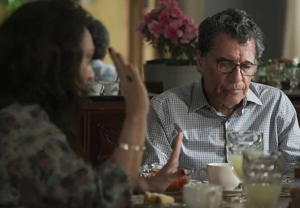 Órfãos da Terra: Rania e Miguel são despejados após ação de Dalila